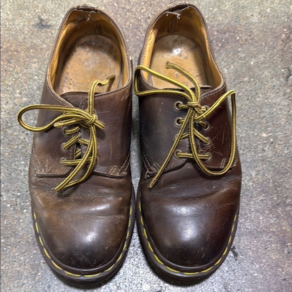 Dr. Martens vintage rare Brown Oxfords with Yellow Laces and Sturdy Sole